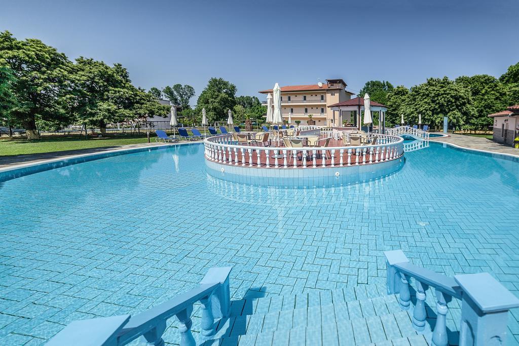 Sintrivanis Resort Beach Paralía Skotínis Zewnętrze zdjęcie